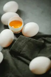 How many eggs can 200 layers lay in a day?